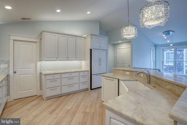 237 2ND ST, Lewes, DE 19958