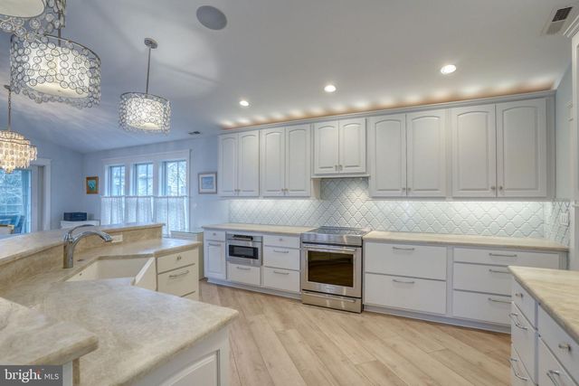 237 2ND ST, Lewes, DE 19958