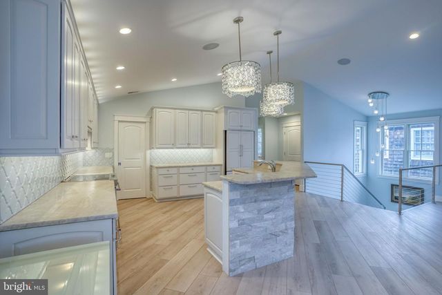 237 2ND ST, Lewes, DE 19958