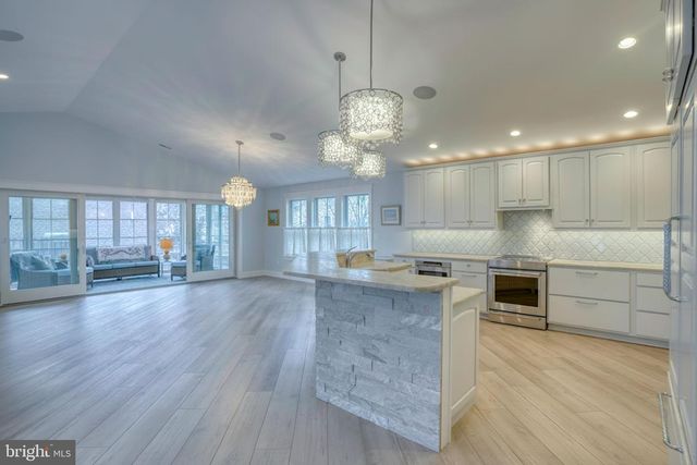 237 2ND ST, Lewes, DE 19958