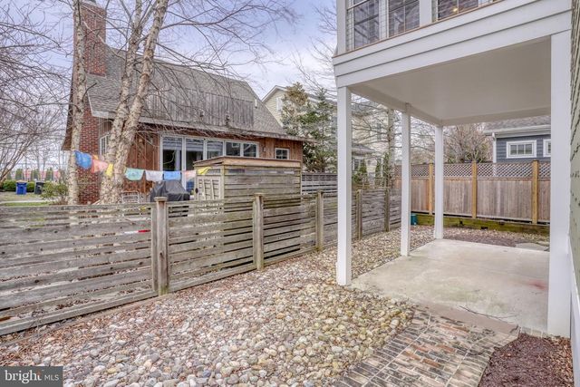 237 2ND ST, Lewes, DE 19958