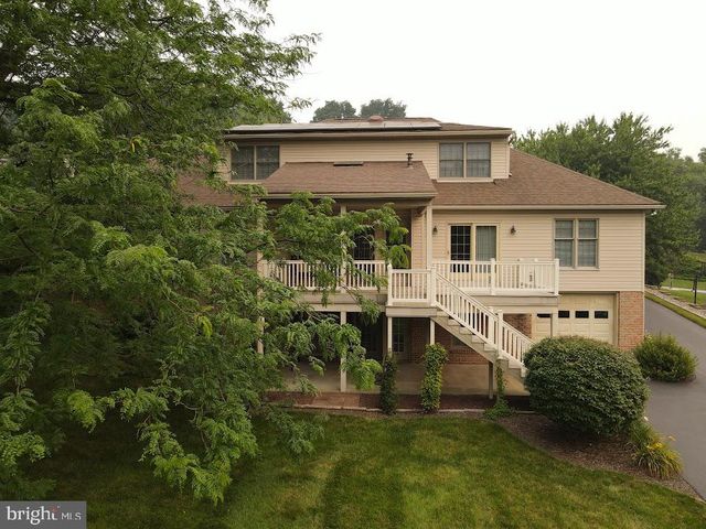 1022 WOODRIDGE RD, Red Lion, PA 17356
