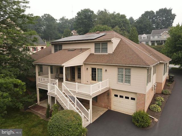 1022 WOODRIDGE RD, Red Lion, PA 17356