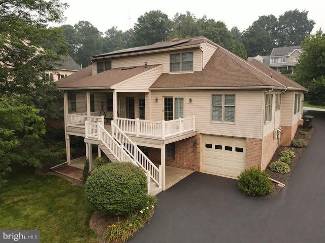 1022 WOODRIDGE RD, Red Lion, PA 17356