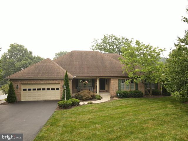 1022 WOODRIDGE RD, Red Lion, PA 17356