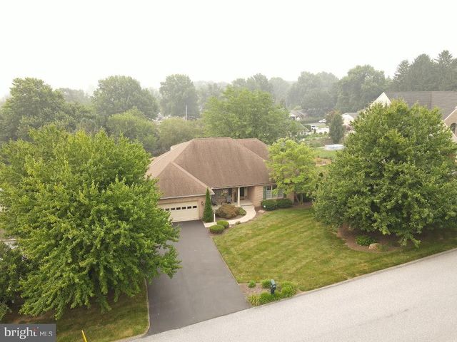 1022 WOODRIDGE RD, Red Lion, PA 17356