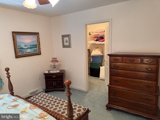 1022 WOODRIDGE RD, Red Lion, PA 17356