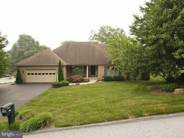 1022 WOODRIDGE RD, Red Lion, PA 17356
