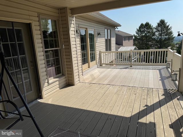 1022 WOODRIDGE RD, Red Lion, PA 17356