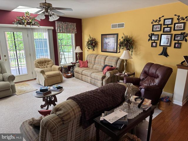 1022 WOODRIDGE RD, Red Lion, PA 17356