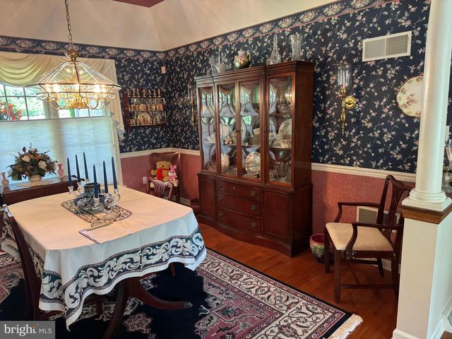 1022 WOODRIDGE RD, Red Lion, PA 17356