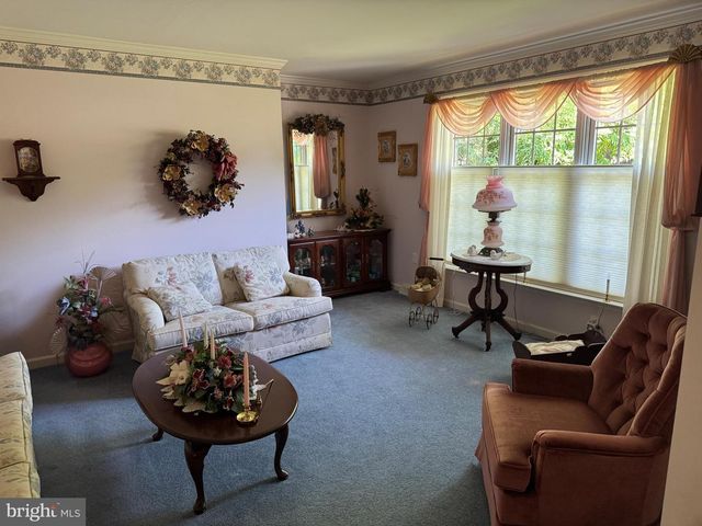 1022 WOODRIDGE RD, Red Lion, PA 17356