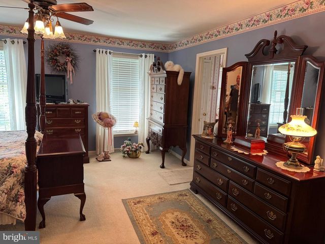 1022 WOODRIDGE RD, Red Lion, PA 17356