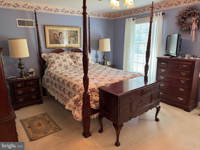 1022 WOODRIDGE RD, Red Lion, PA 17356