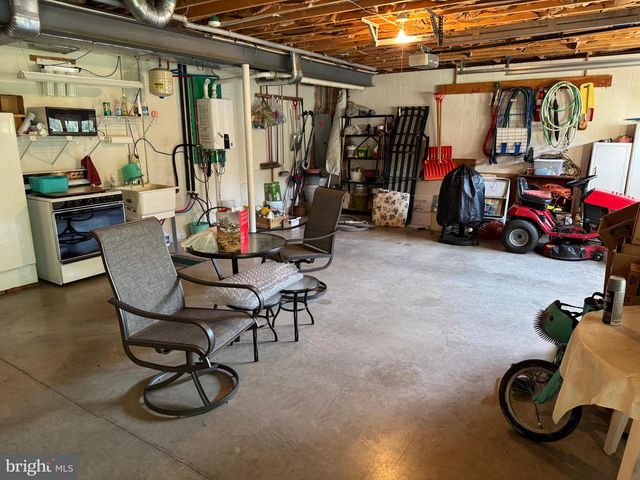 1022 WOODRIDGE RD, Red Lion, PA 17356