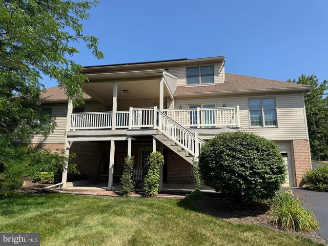 1022 WOODRIDGE RD, Red Lion, PA 17356