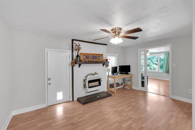 19 Cut Off Road, Cartersville, GA 30120