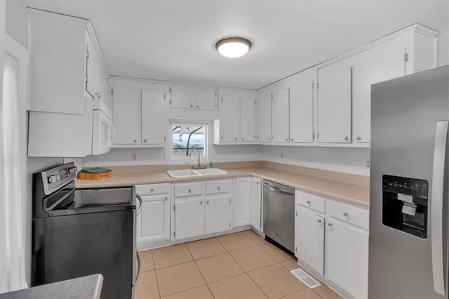 19 Cut Off Road, Cartersville, GA 30120
