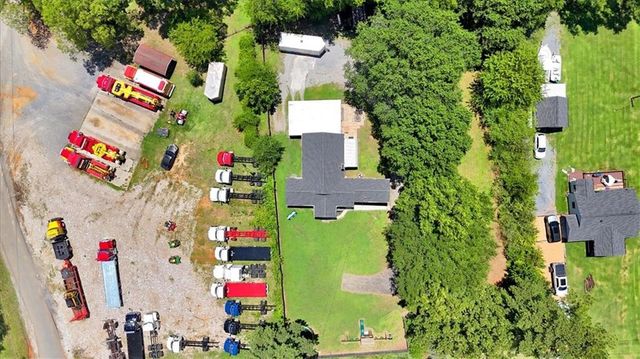 19 Cut Off Road, Cartersville, GA 30120