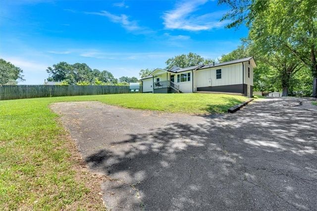 19 Cut Off Road, Cartersville, GA 30120