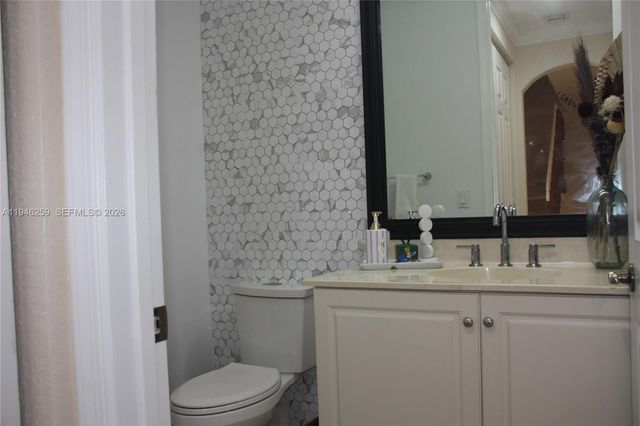 7414 E Briella Drive, Boynton Beach, FL 33437