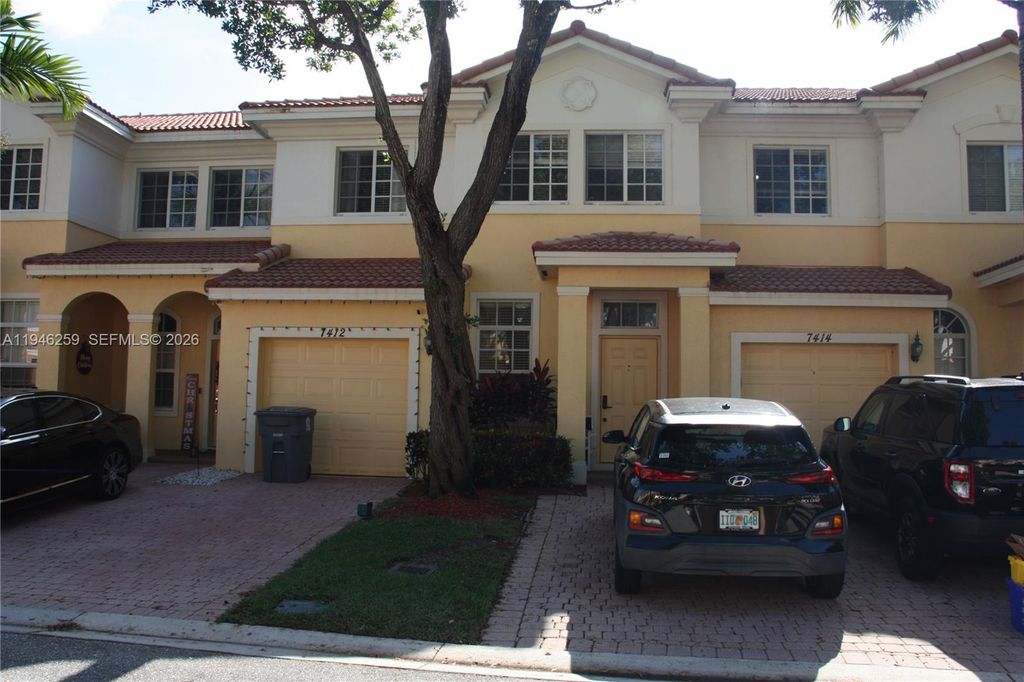 7414 E Briella Drive, Boynton Beach, FL 33437