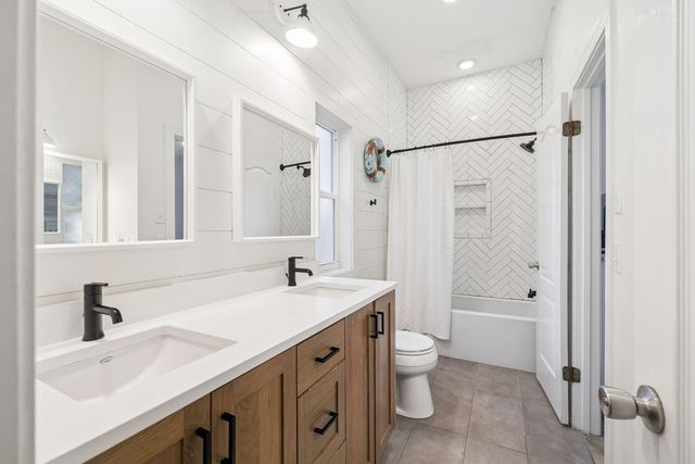3245 E County Hwy 30A, Santa Rosa Beach, FL 32459