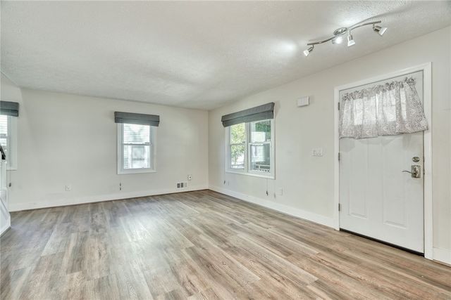 41 Kingston Street, Rochester, NY 14609
