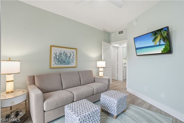 7671 Pebble Creek CIR 204, Naples, FL 34108