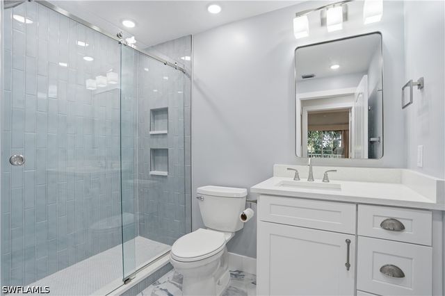 7671 Pebble Creek CIR 204, Naples, FL 34108