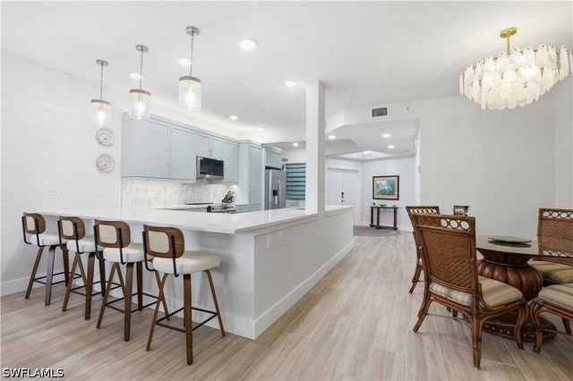 7671 Pebble Creek CIR 204, Naples, FL 34108