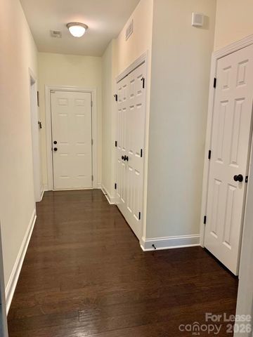 15425 Barossa Valley Street, Charlotte, NC 28277