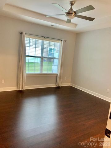 15425 Barossa Valley Street, Charlotte, NC 28277