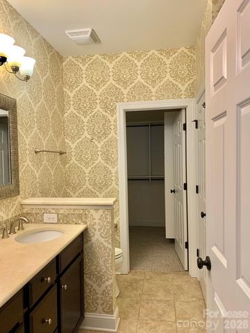 15425 Barossa Valley Street, Charlotte, NC 28277
