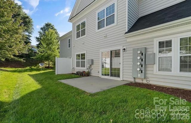 15425 Barossa Valley Street, Charlotte, NC 28277
