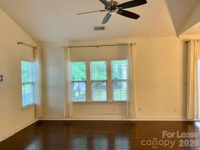 15425 Barossa Valley Street, Charlotte, NC 28277
