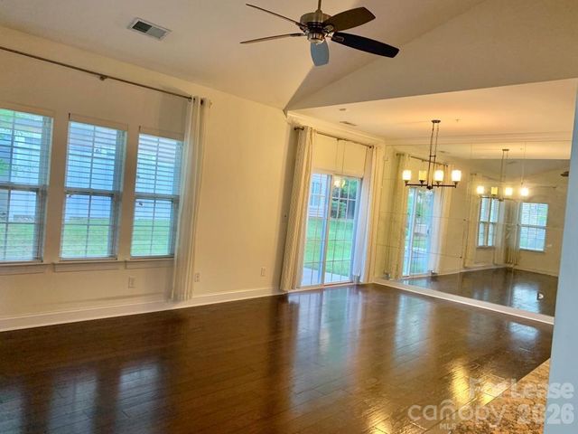15425 Barossa Valley Street, Charlotte, NC 28277