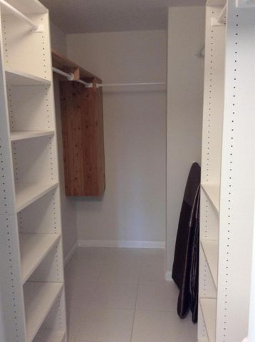 5751 Camino Del Sol 403, Boca Raton, FL 33433