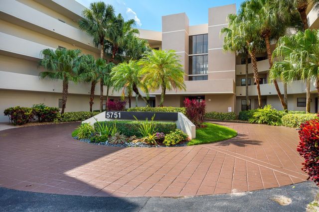 5751 Camino Del Sol 403, Boca Raton, FL 33433