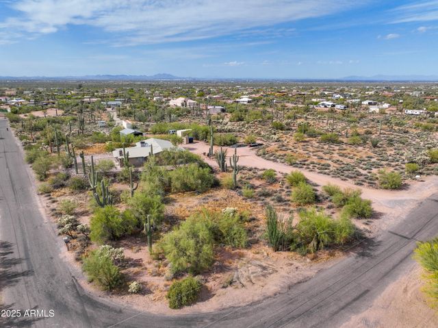 1325 E TONTO Street, Apache Junction, AZ 85119