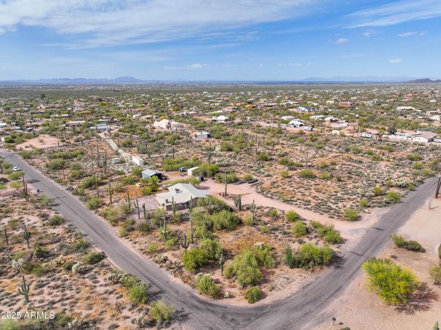 1325 E TONTO Street, Apache Junction, AZ 85119