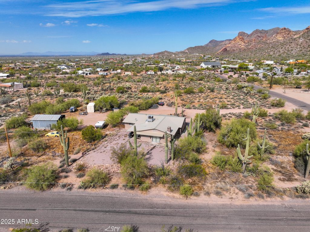 1325 E TONTO Street, Apache Junction, AZ 85119 — photo 4