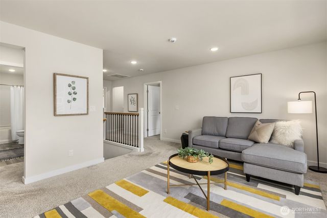 1785 Ashby Avenue NW, Poulsbo, WA 98370
