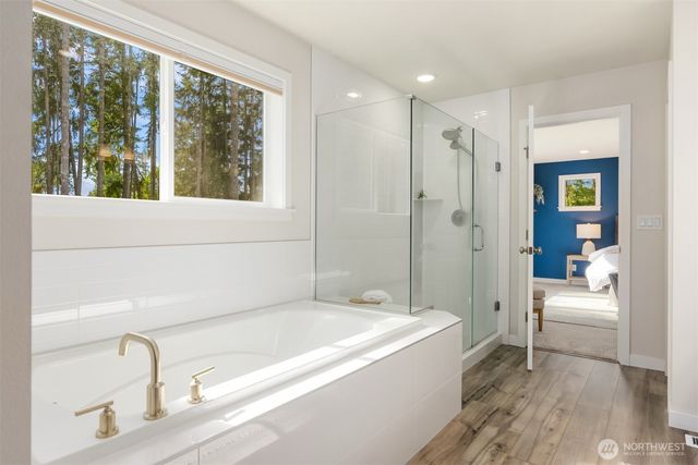 1785 Ashby Avenue NW, Poulsbo, WA 98370