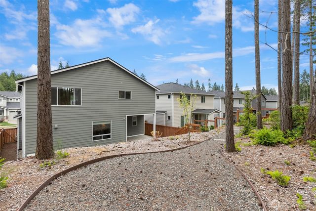 1785 Ashby Avenue NW, Poulsbo, WA 98370