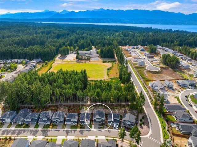 1785 Ashby Avenue NW, Poulsbo, WA 98370