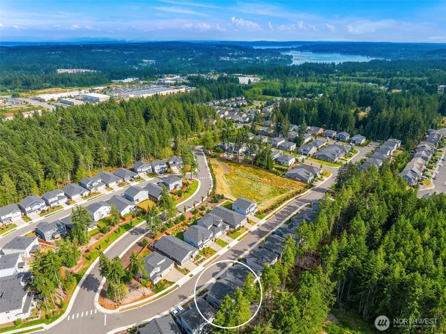1785 Ashby Avenue NW, Poulsbo, WA 98370