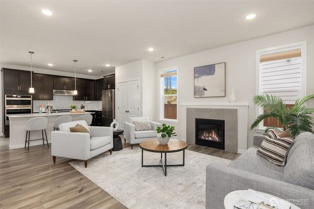 1785 Ashby Avenue NW, Poulsbo, WA 98370