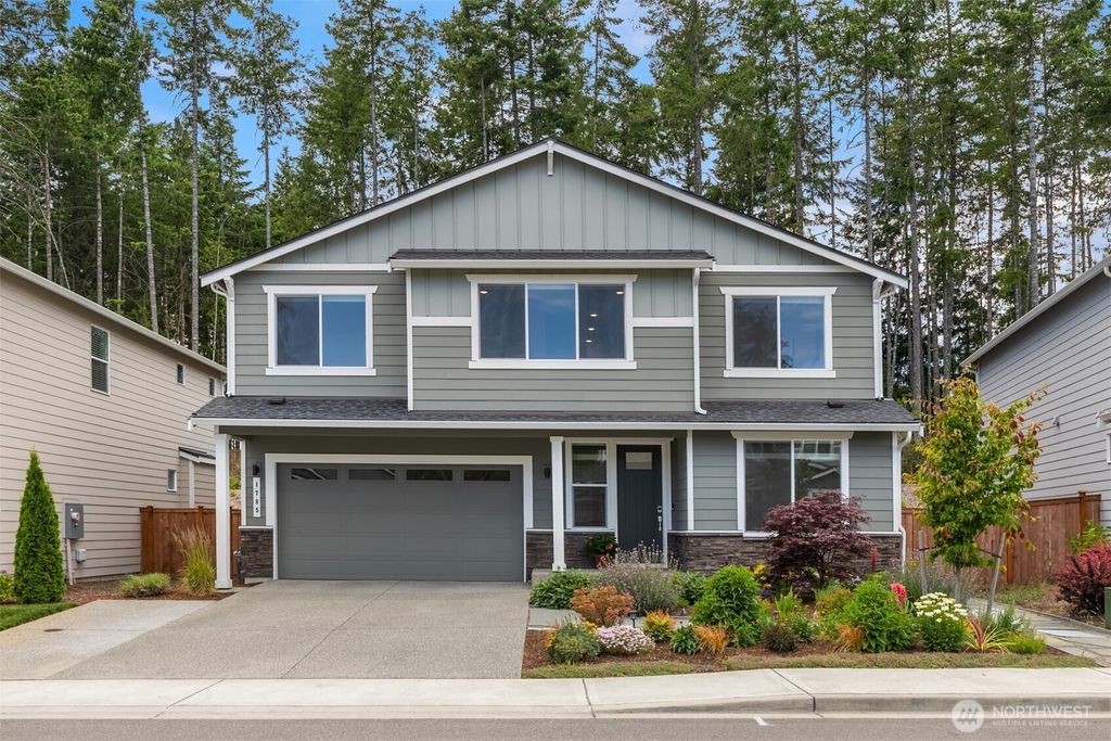 1785 Ashby Avenue NW, Poulsbo, WA 98370