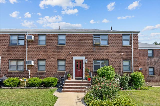 16-14 160th Street 689, Whitestone, NY 11357